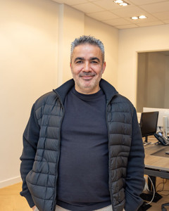 Izzet Akyuz