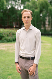 Dion Kusters