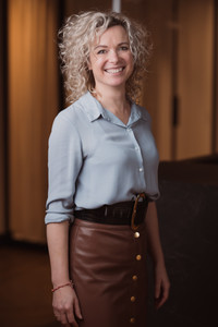 Mirjam van Velzen